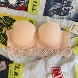 NWT AERIE 32B STRAPLESS BRA